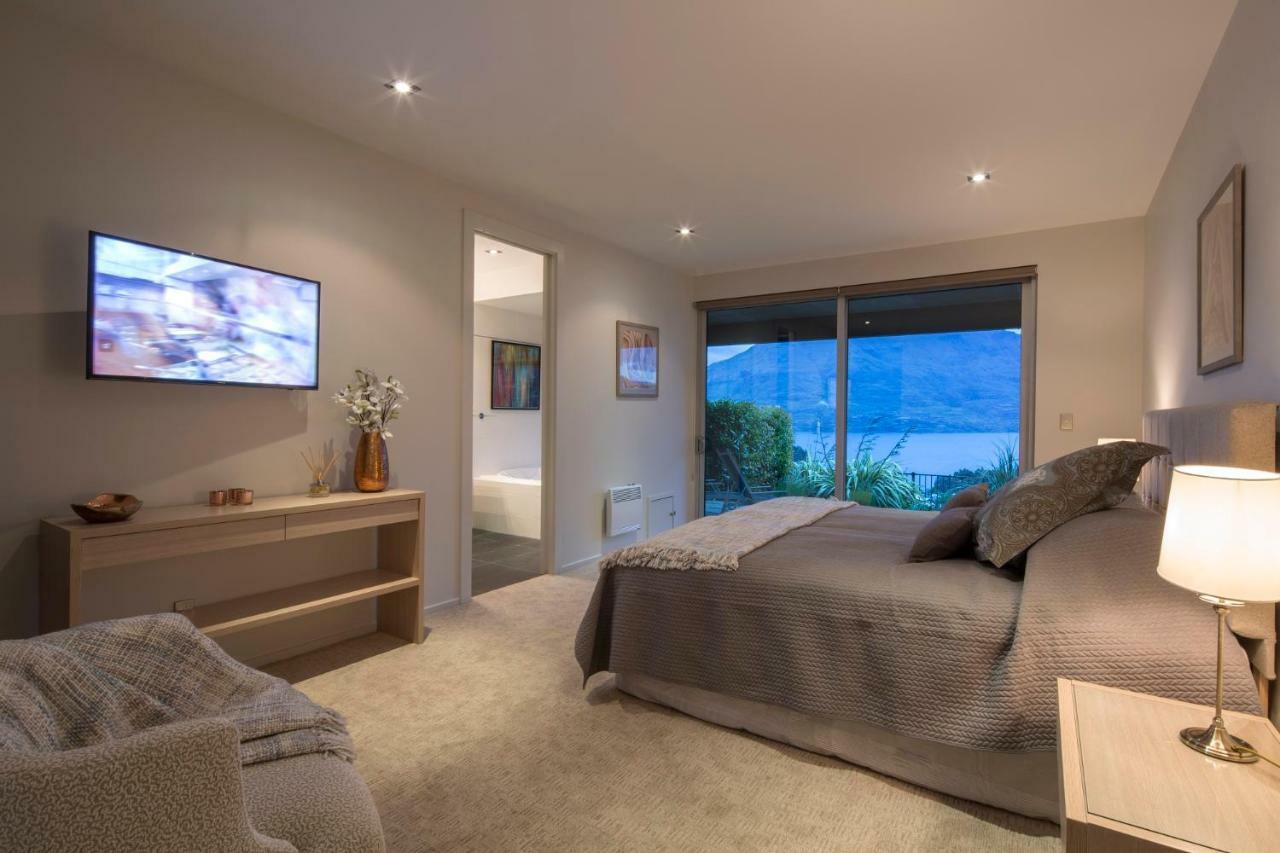 Papillon, A Relax It'S Done Luxury Holiday Home クイーンズタウン エクステリア 写真