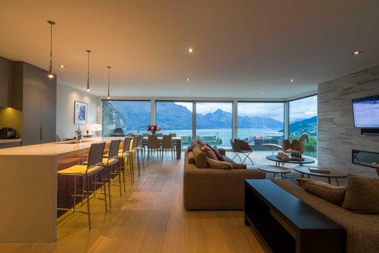 Papillon, A Relax It'S Done Luxury Holiday Home クイーンズタウン エクステリア 写真